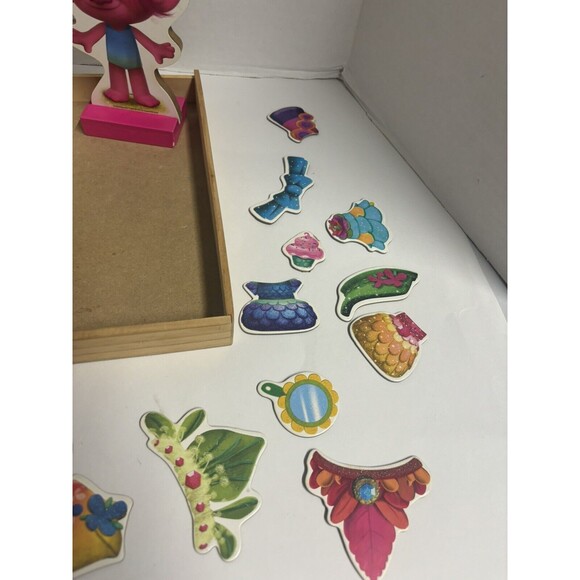 Dreamworks Trolls Poppy Magnetic Dress up Doll, Stand, Clothes, Case - Picture 4 of 8